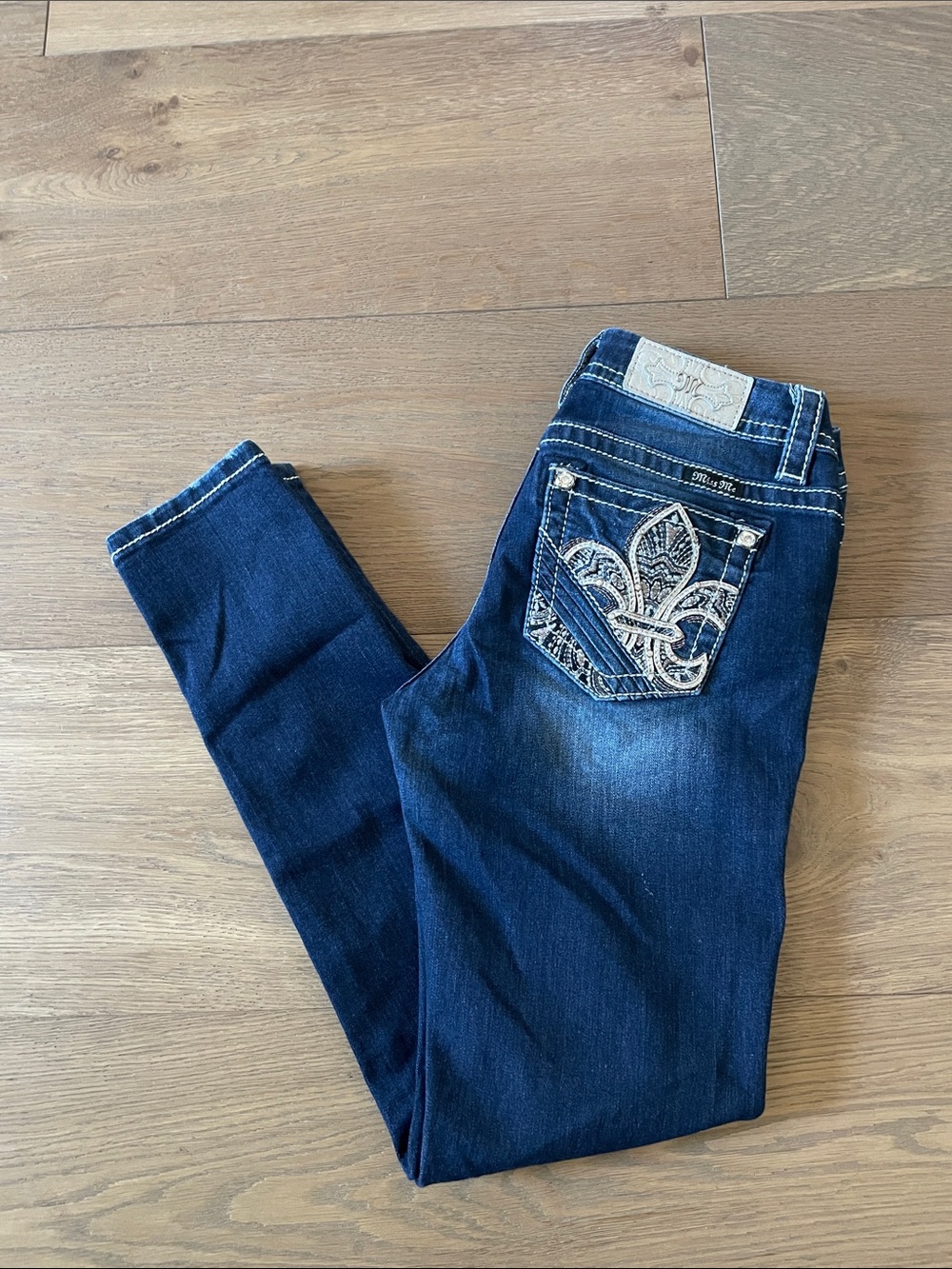 Miss Me Mid-Rise Easy Skinny Jeans Size 26